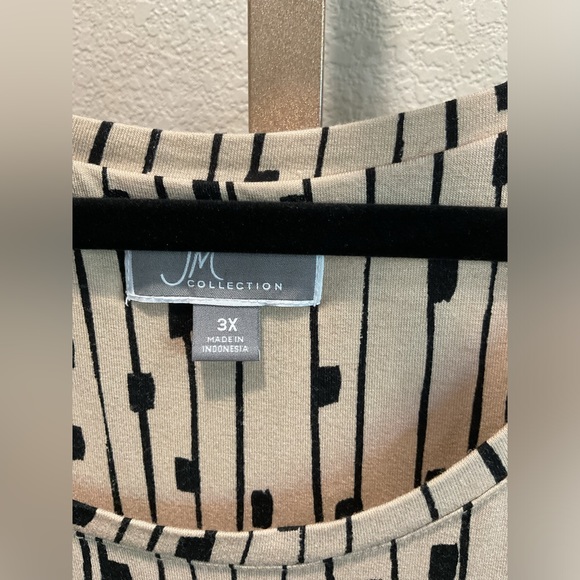 JM Collection Plus Blouse - Picture 4 of 4